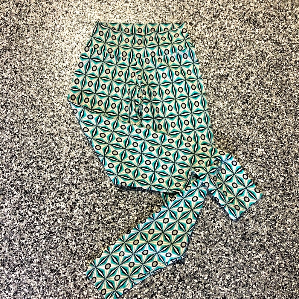 Liquido ✦ Eye-catching Eco Active Leggings (S)